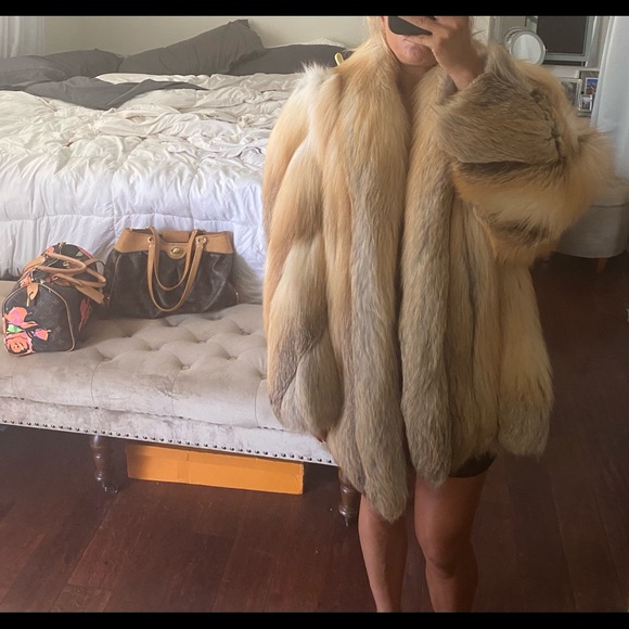 Rare John Ross Original Fox Fur Coat - Picture 11 of 14